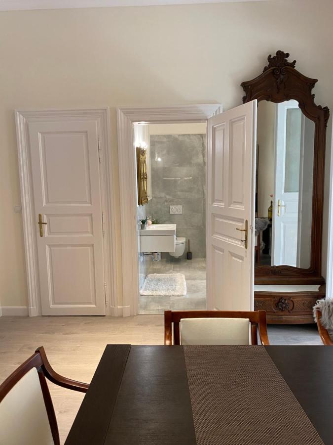 B16 Gellert Apartment Budapest